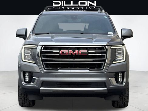 Used 2022 GMC Yukon XL SLT w/ SLT Premium Package AWD/4WD image 9
