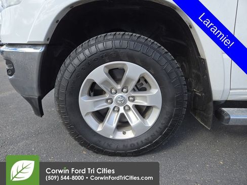 Used 2021 RAM 1500 Laramie AWD/4WD image 7
