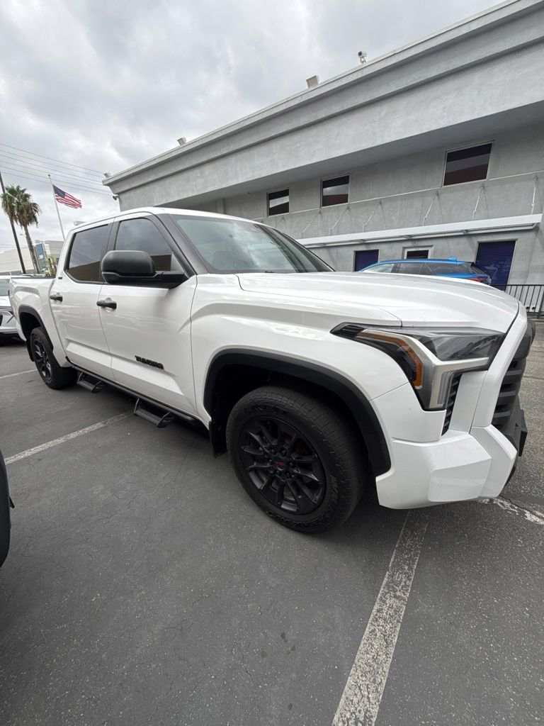 Used 2025 Toyota Tundra SR5 RWD image 7