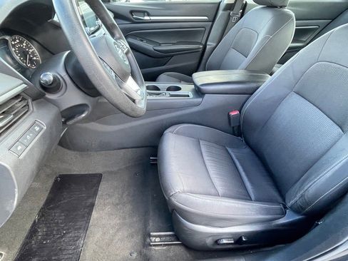 Used 2022 Nissan Altima 2.5 SV image 15