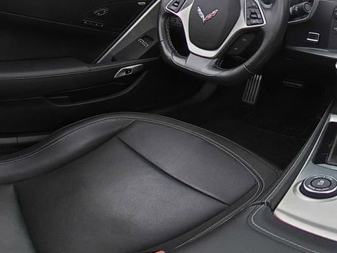 Used 2017 Chevrolet Corvette Stingray Coupe RWD image 20