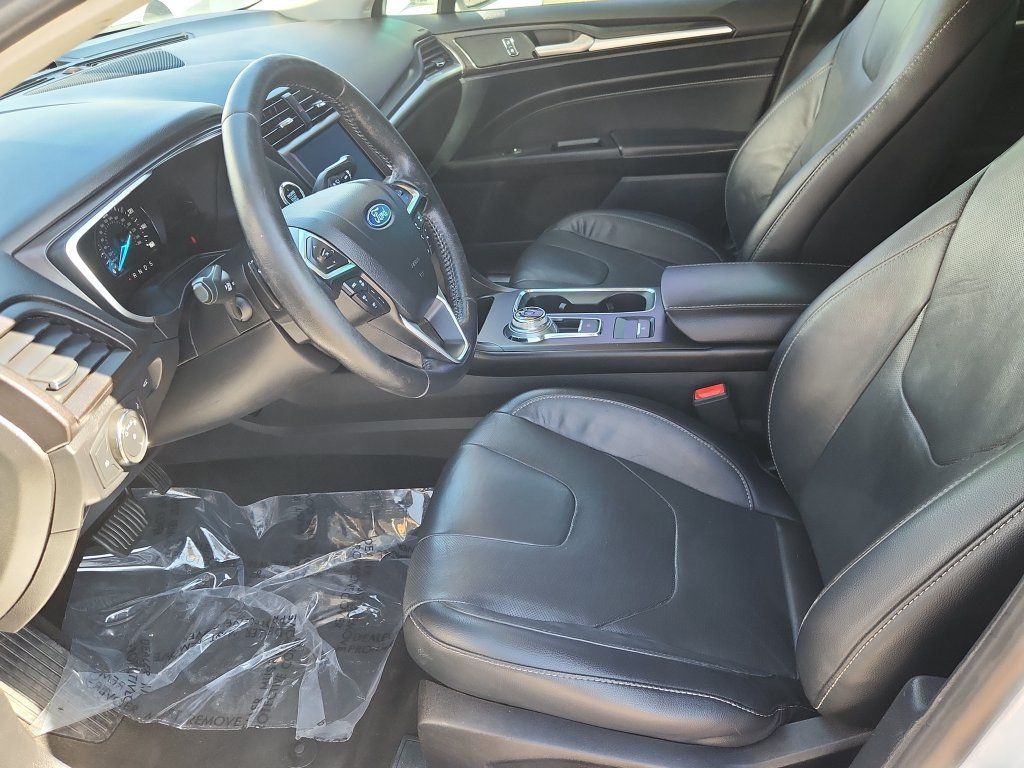 Used 2019 Ford Fusion Titanium FWD image 7