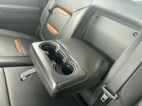 Used 2025 GMC Sierra 2500 AT4 w/ AT4 Premium Plus Package image 47