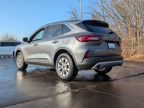 Used 2023 Ford Escape Active w/ Tech Pack #2 AWD/4WD image 17