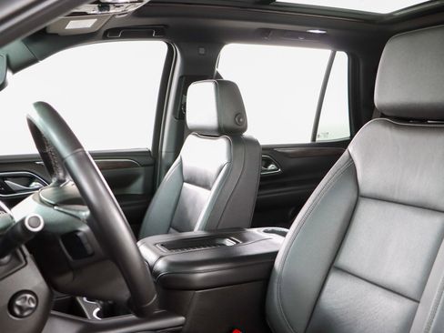 Used 2022 Chevrolet Tahoe Z71 w/ Luxury Package image 27