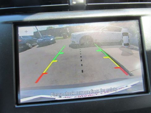 Used 2020 Ford Fusion SE FWD image 19