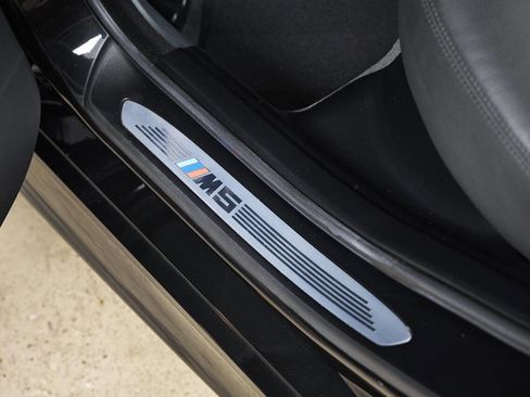 Used 2008 BMW M5 image 75