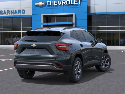New 2026 Chevrolet Trax LT w/ Driver Confidence Package image 4