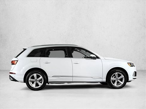 Used 2023 Audi Q7 2.0T Premium w/ Convenience Package image 4