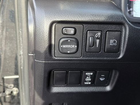 Used 2024 Toyota 4Runner TRD Off-Road Premium image 37