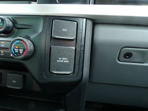 Used 2024 Ford F250 XLT image 21