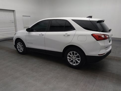 Used 2021 Chevrolet Equinox LS FWD image 3
