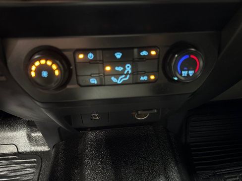 Used 2022 Ford F250 XL w/ Power Equipment Group AWD/4WD image 20