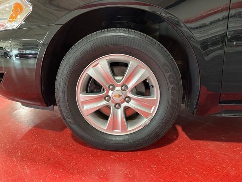 Certified 2014 Chevrolet Impala Limited LS FWD image 9
