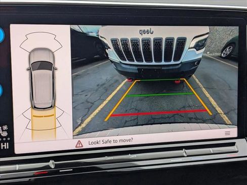 New 2026 Volkswagen Atlas SEL image 13