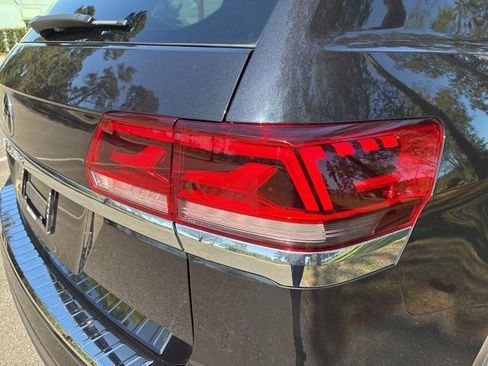 Used 2023 Volkswagen Atlas SE FWD image 14