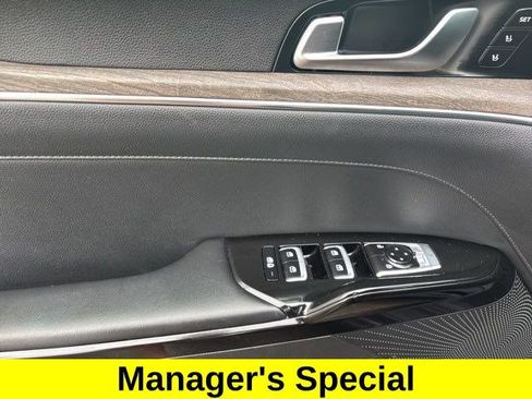 Used 2023 Kia K5 GT-Line image 14