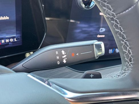 New 2025 Chevrolet Tahoe Premier image 16