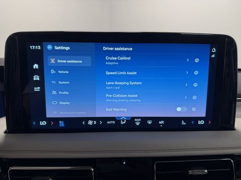 New 2026 Lincoln Aviator Reserve AWD/4WD image 9
