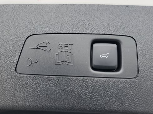 New 2026 Lincoln Corsair Premiere image 30