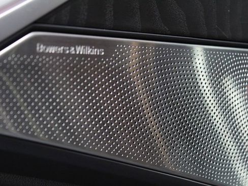 Used 2021 BMW X7 M50i w/ Dynamic Handling Package image 28