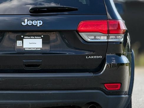 Used 2014 Jeep Grand Cherokee Laredo AWD/4WD image 14