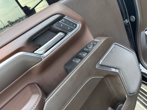 Used 2024 GMC Sierra 2500 Denali w/ Denali Reserve Package AWD/4WD image 14