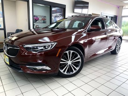 Used 2018 Buick Regal Essence w/ Driver Confidence Package #1