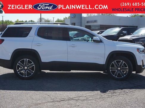 Used 2023 GMC Acadia SLT w/ Preferred Package AWD/4WD image 6