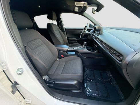 Certified 2024 Honda HR-V Sport image 31