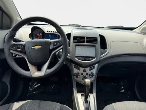 Used 2015 Chevrolet Sonic LT w/ Fun and Sun Package FWD image 12