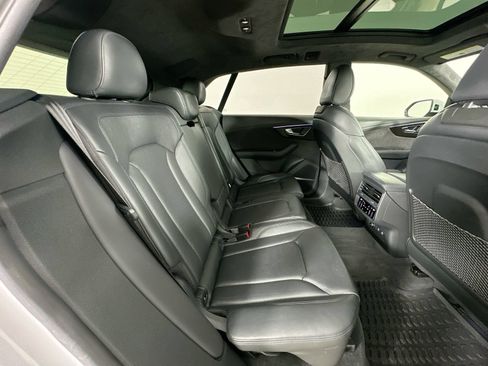 Used 2021 Audi Q8 Prestige w/ Prestige Package AWD/4WD image 42