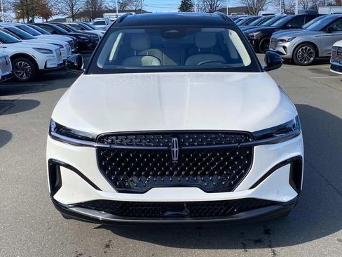 New 2026 Lincoln Nautilus Reserve w/ Jet Appearance Package image 2