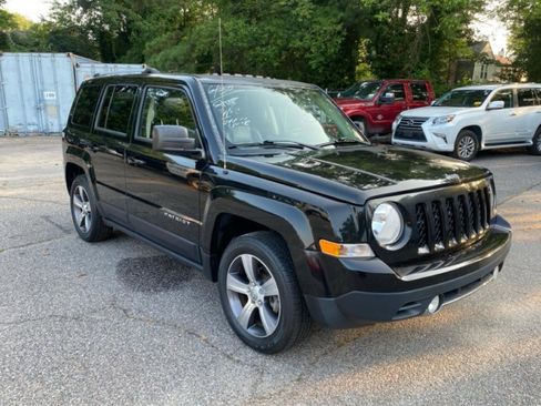 Used 2016 Jeep Patriot High Altitude image 3