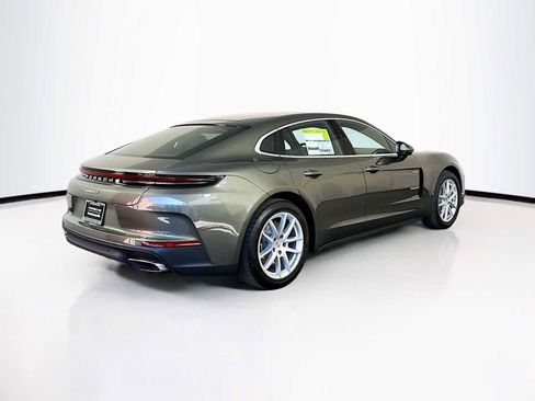 New 2026 Porsche Panamera 4 image 9