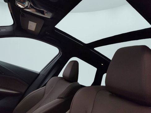 Used 2025 BMW X1 xDrive28i w/ Technology Package image 14