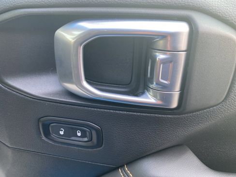 Used 2024 Jeep Wrangler Unlimited Rubicon 392 image 16