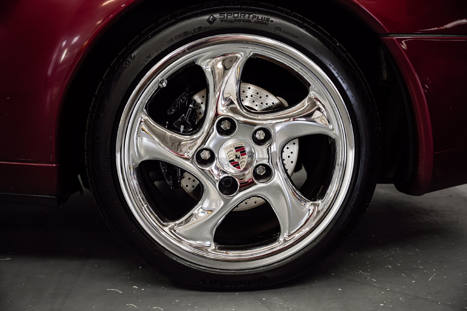 Used 1997 Porsche 911 Carrera RWD image 48