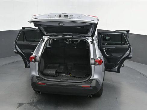Used 2025 Toyota RAV4 LE FWD image 37