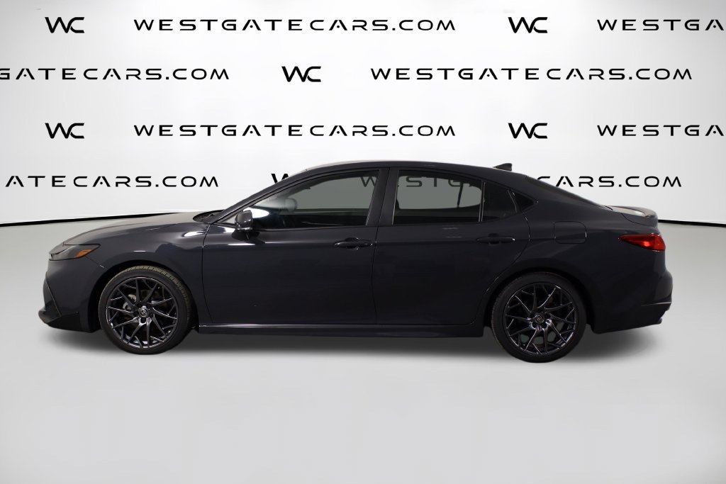 Used 2025 Toyota Camry SE w/ Convenience Package FWD image 5