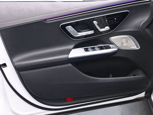 Used 2023 Mercedes-Benz EQE 350+ 4MATIC Sedan w/ Exclusive Trim Package image 9