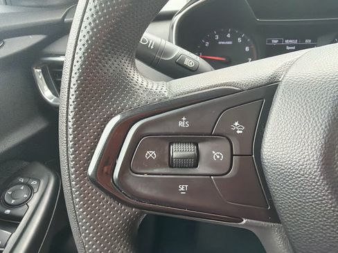 Used 2021 Chevrolet TrailBlazer LT w/ Convenience Package FWD image 23
