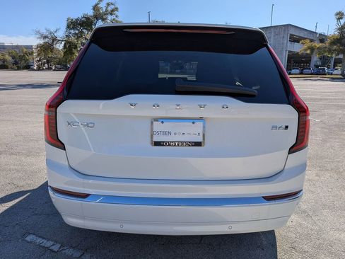 New 2026 Volvo XC90 B6 Ultra w/ Protection Package image 12