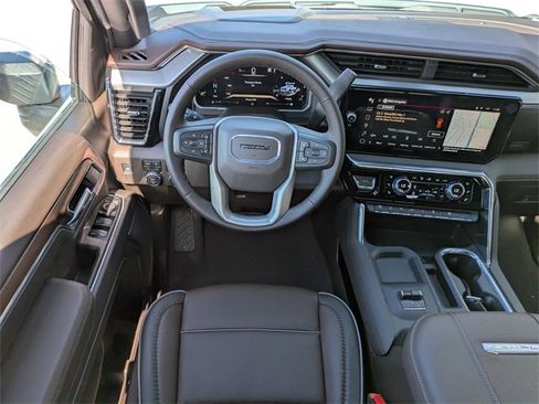 New 2026 GMC Sierra 3500 Denali w/ Denali Reserve Package image 15