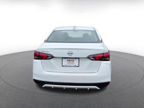 Used 2025 Nissan Versa SV FWD image 12