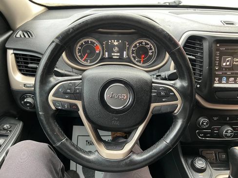 Used 2016 Jeep Cherokee 75th Anniversary image 24