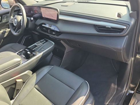 Used 2026 Buick Enclave Preferred image 29