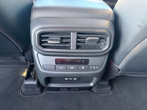 Used 2025 Honda Pilot EX-L image 21