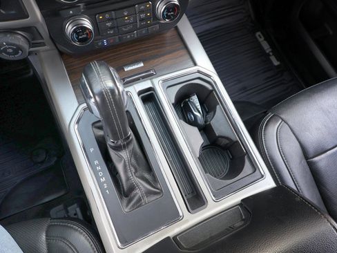 Used 2016 Ford F150 Lariat w/ Equipment Group 502A Luxury image 50