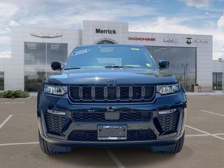 Used 2026 Jeep Grand Cherokee Limited w/ Limited Altitude Package AWD/4WD video 3